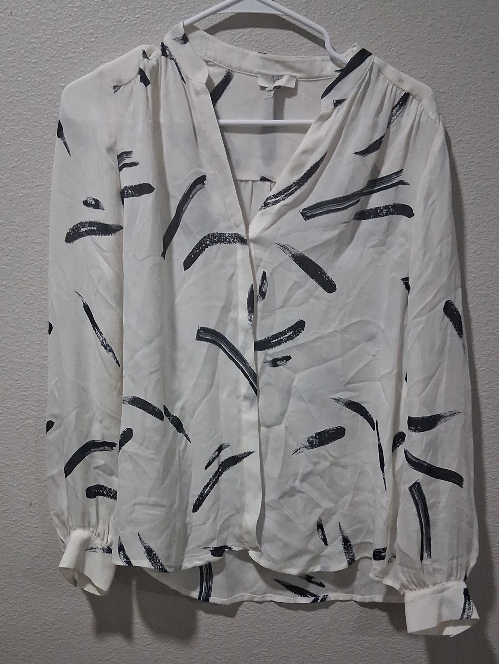 100 % COTTON Joie White Blouse with Black Brushstroke Print